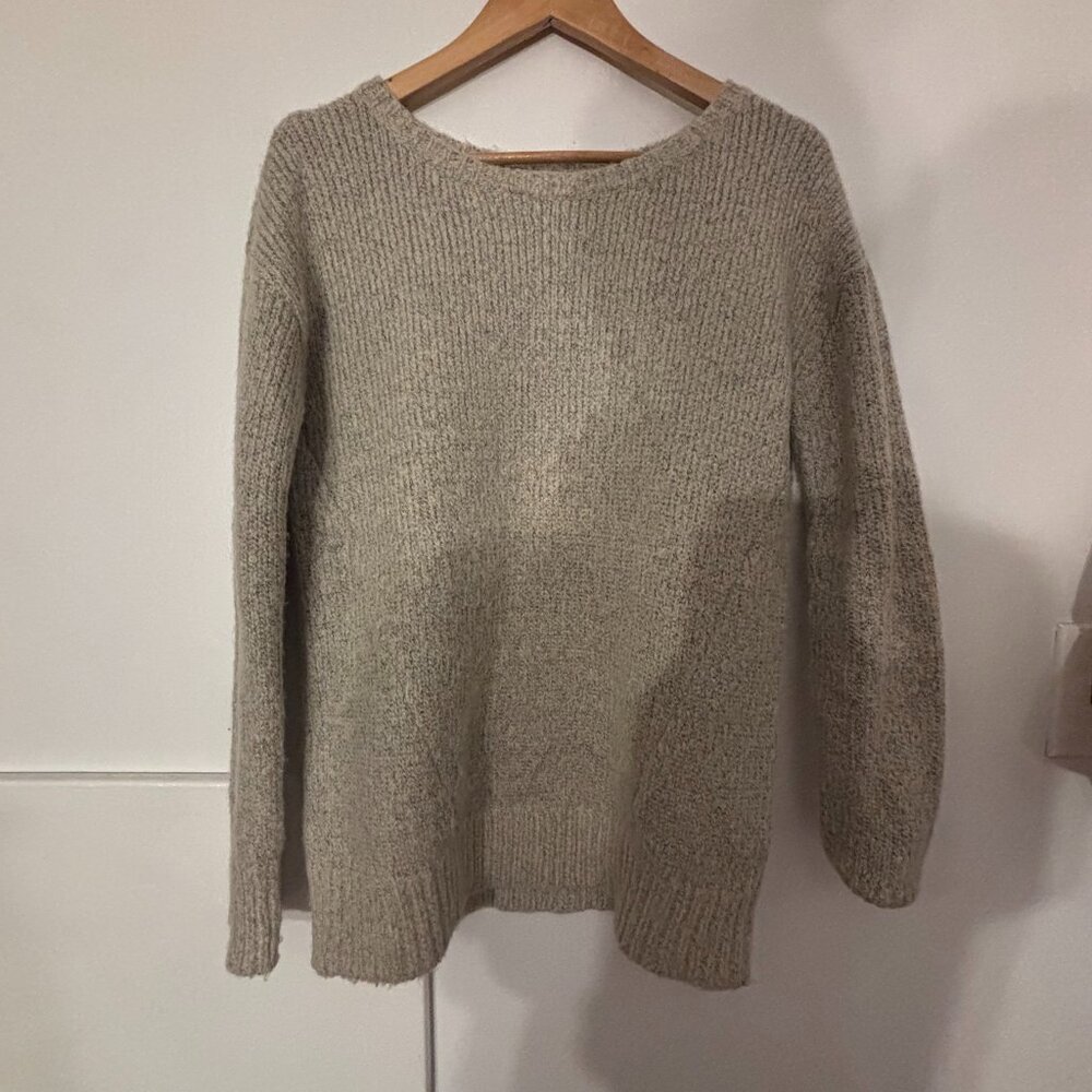 BB Dakota Knit Sweater Women M Beige Cozycore Minimalist Classic